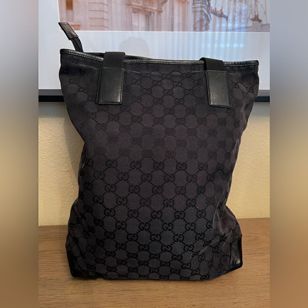 Authentic Gucci nylon calfskin monogram tall tote in black. - Picture 3 of 14